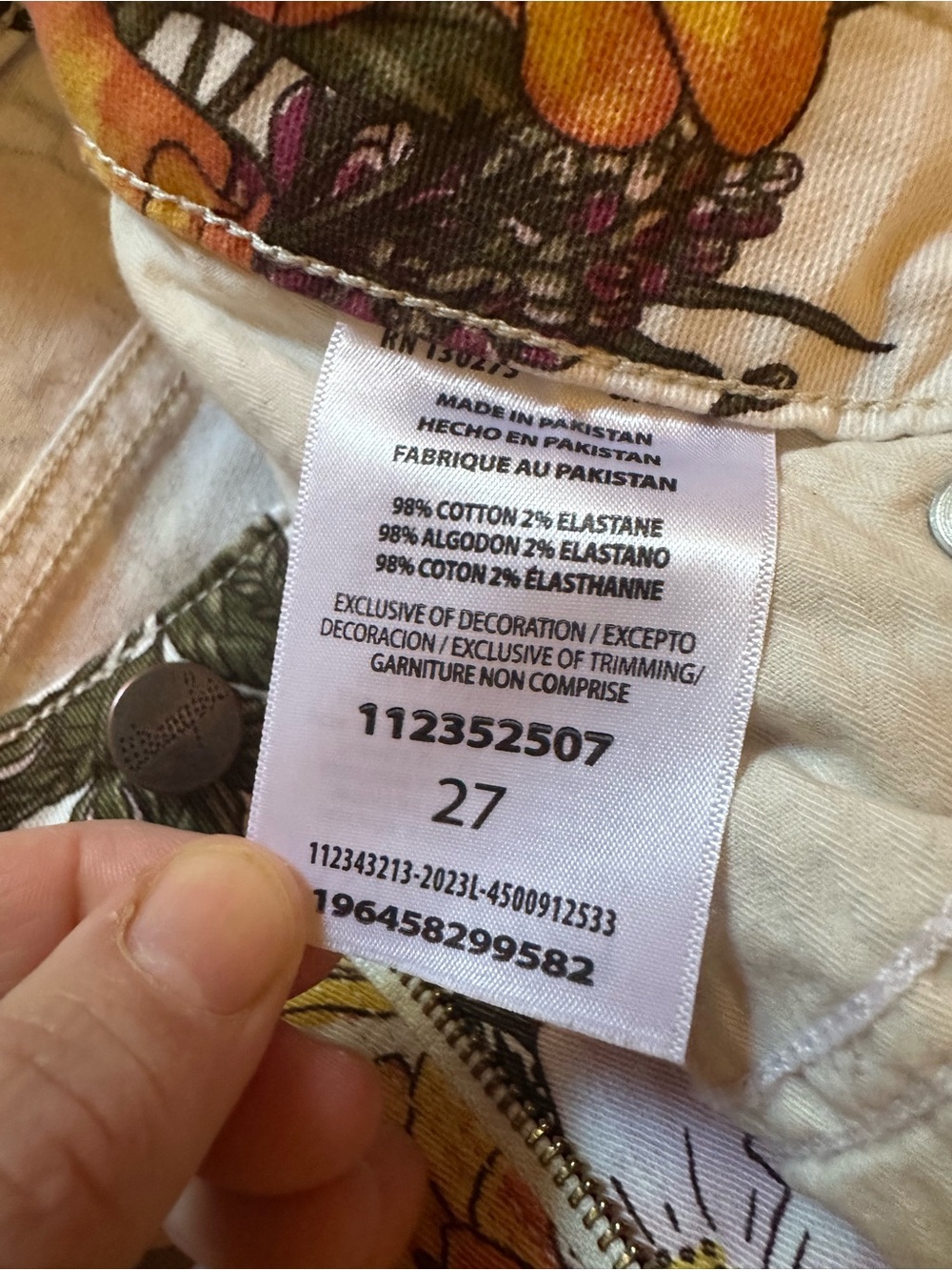 Wrangler Cream Floral Cotton Shorts with Yellow & Orange Blooms - Picture 5 of 11